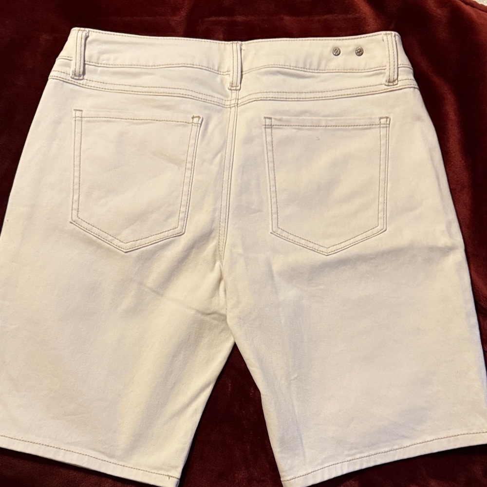 CAbi Women's Cream Jean Shorts - Picture 2 of 3